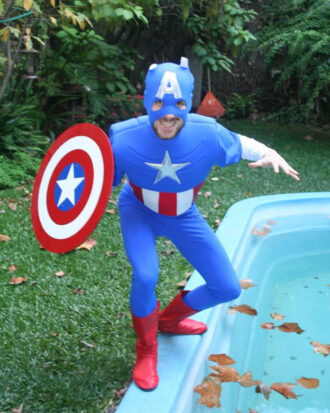 Capitan America con musculo