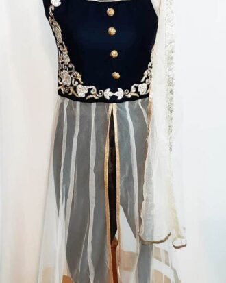 Hindu 06 (Salwar Kameez y Dupatta)