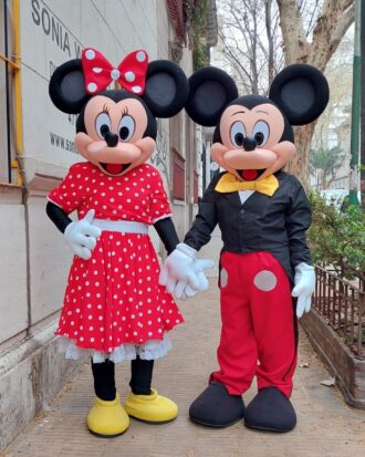 Mickey y Minnie Mouse