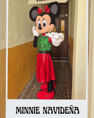 Minnie Navideña