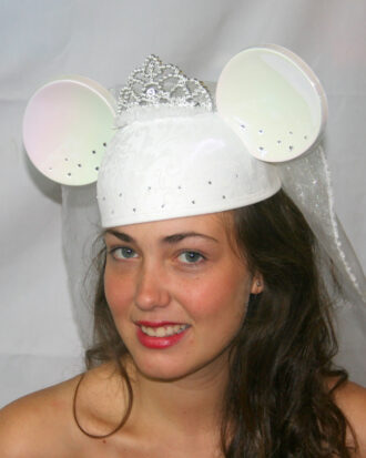 Minnie Novia